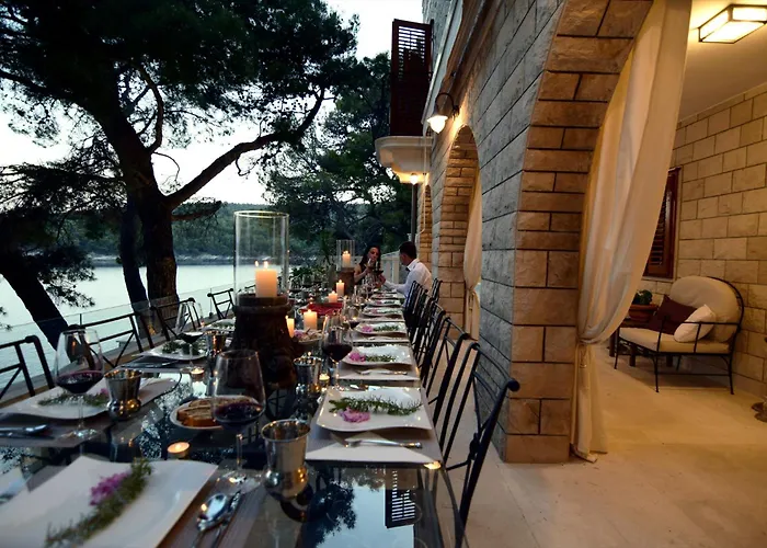 Spectacular Beachfront Brac 6 Bedrooms Violet Selca (Brac)
