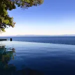 Spectacular Beachfront Brac 6 Bedrooms Violet *