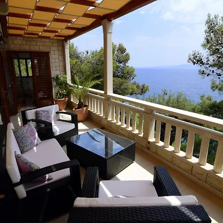 Spectacular Beachfront Brac 6 Bedrooms Violet Magnificent Views Of The Adriatic Sea Heated Pool *
