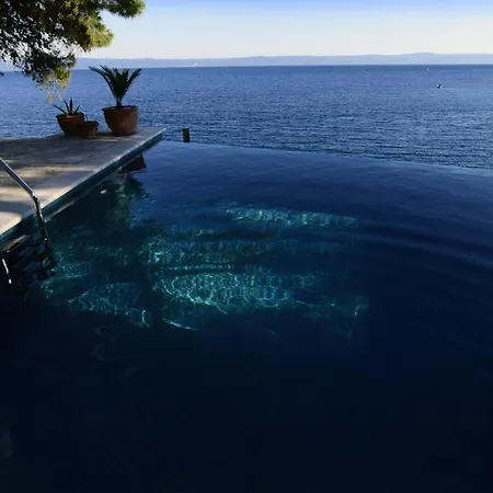 فيلة Spectacular Beachfront Brac 6 Bedrooms Violet Selca (Brac)